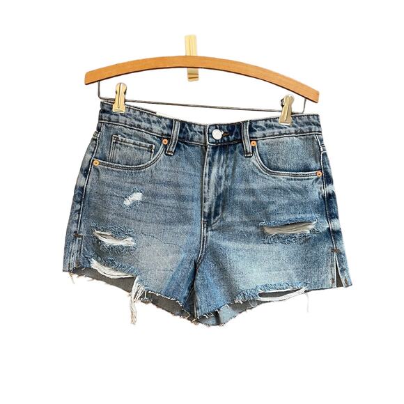 BLANKNYC The Barrow Raw Hem Jean Shorts Blue Distressed Womens Size 27"/ 4 NWT - Picture 2 of 8